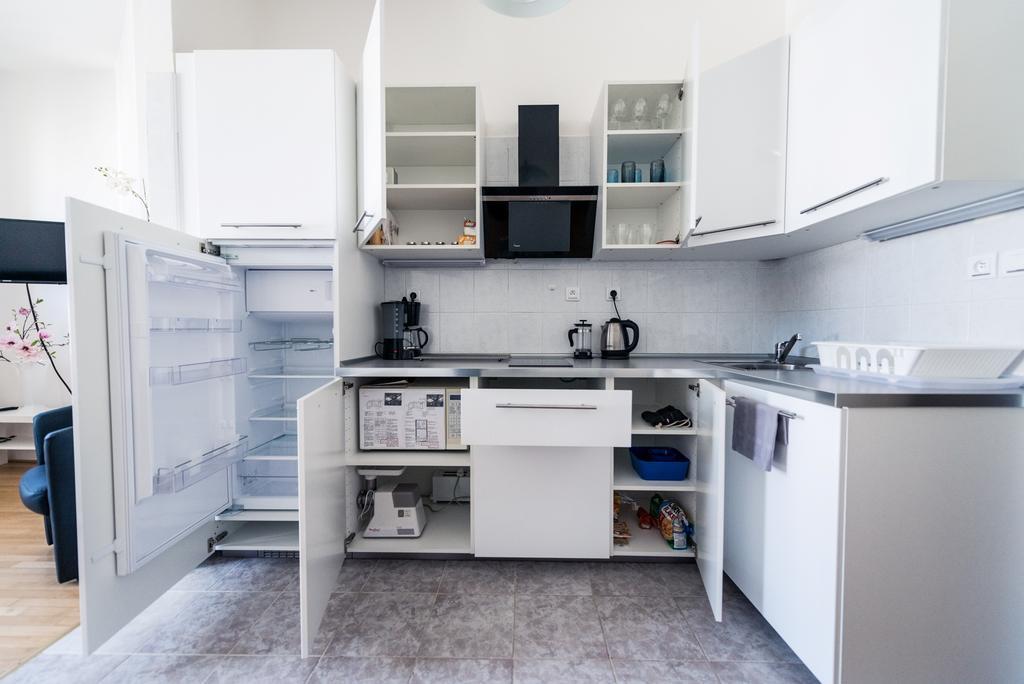 Modern Apartment Riegrovy Sady Praga Quarto foto